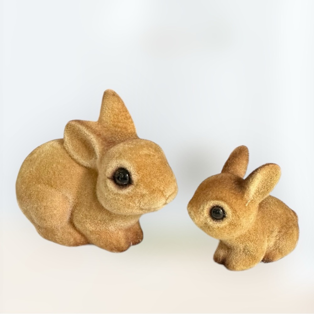 Set of 2 JOSEF ORIGINALS Flocked Rabbits Glass Eyes Collectibles Made In Japan